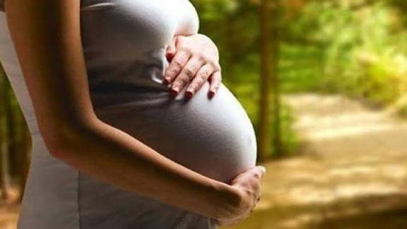 दिल्ली हाई कोर्ट की इमारत और 31 सप्ताह की गर्भावस्था पर न्यायिक फैसला