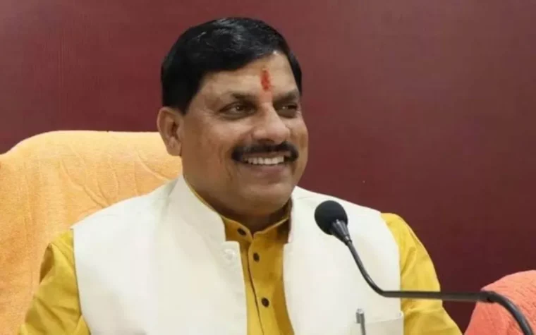 चुनाव आयोग पर सवाल को लेकर राहुल गांधी पर टिप्पणी करते मध्य प्रदेश के मुख्यमंत्री मोहन यादव