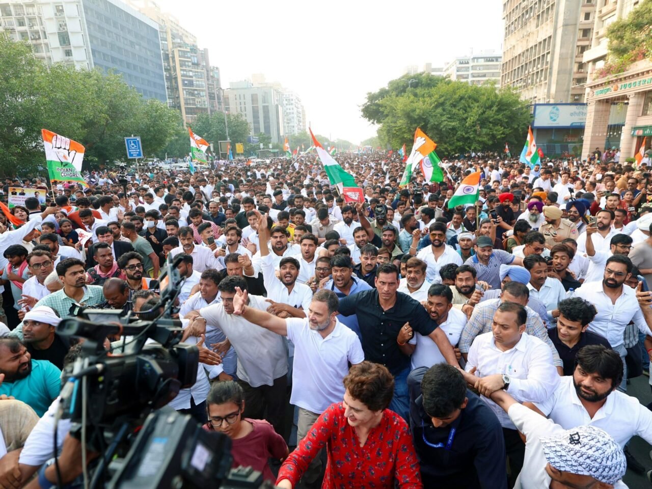 व्यापारियों का राहुल गांधी लेटर भेजकर रैली की तारीख बदलने का अनुरोध